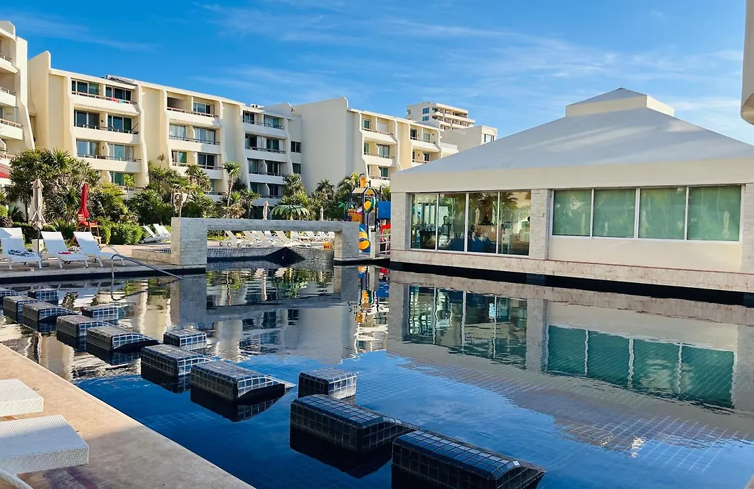 Solymar Beach Condos-1